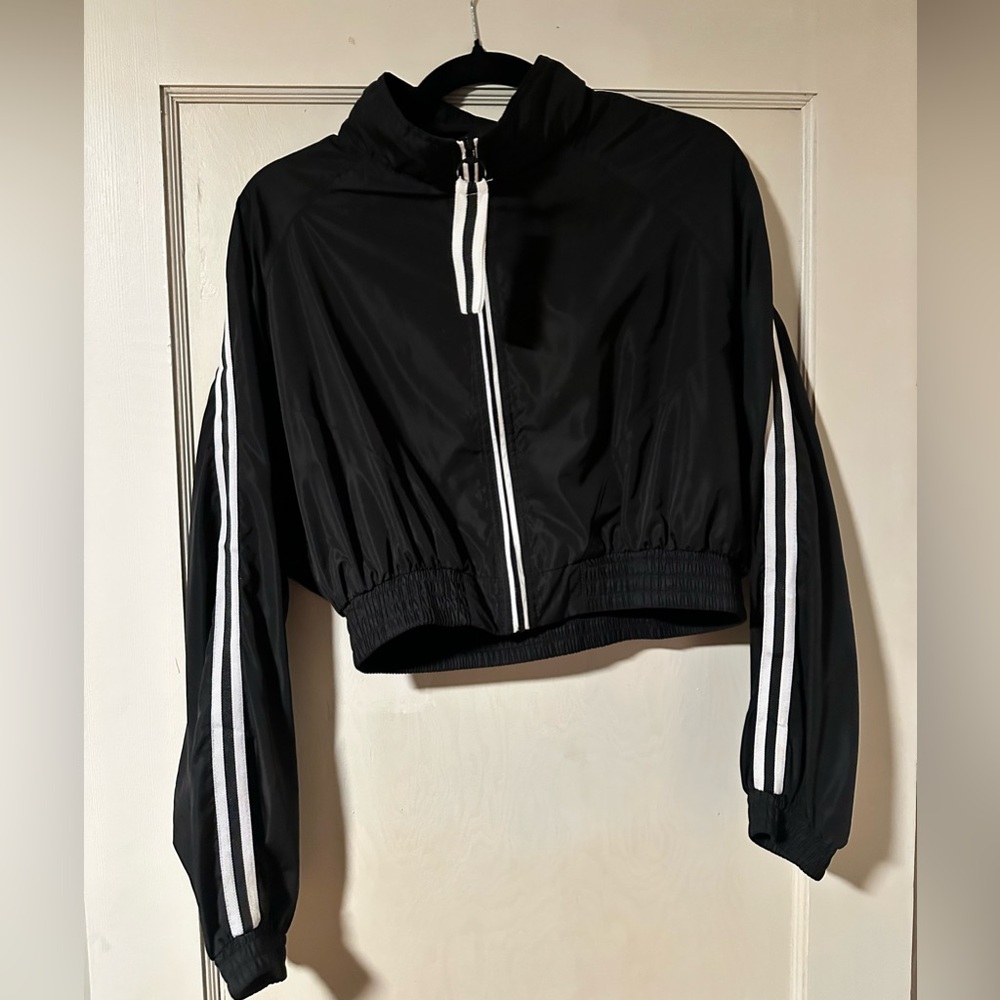 Black Cropped Wind breaker Jacket